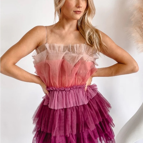 Storia Dresses & Skirts - NWT Storia Strapless Dress with Pink and Purple Layers